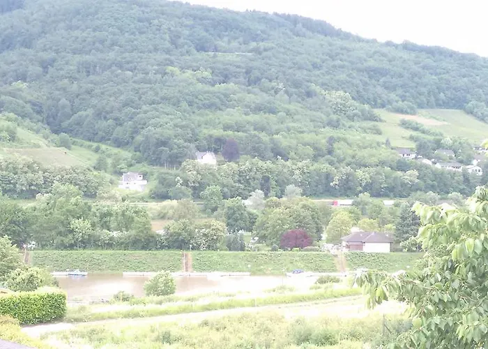 בית הארחה Gaestehaus Kiesgen-mendgen ברנקסטל - קיס